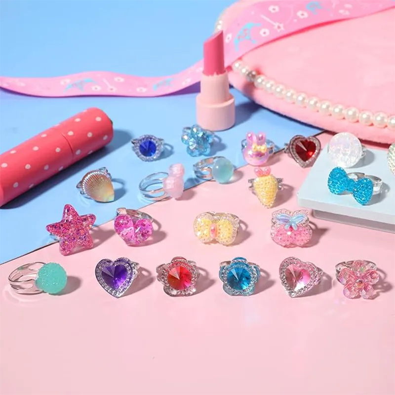 Anillo infantil de diamantes acrílicos