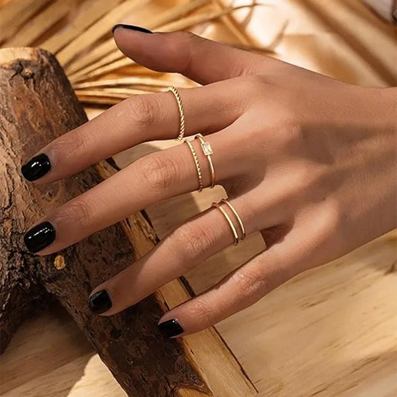 Anillo de moda de mujer de acero inoxidable dorado